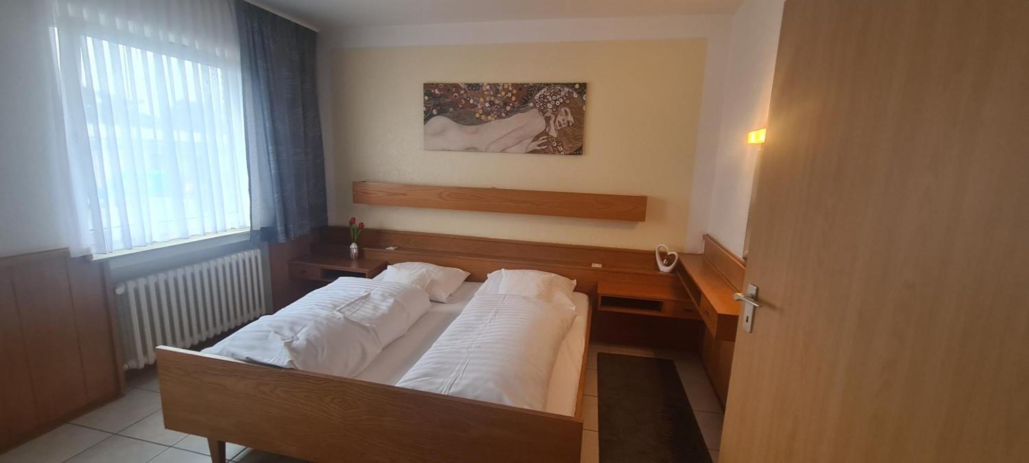 Zur Aue Hotel